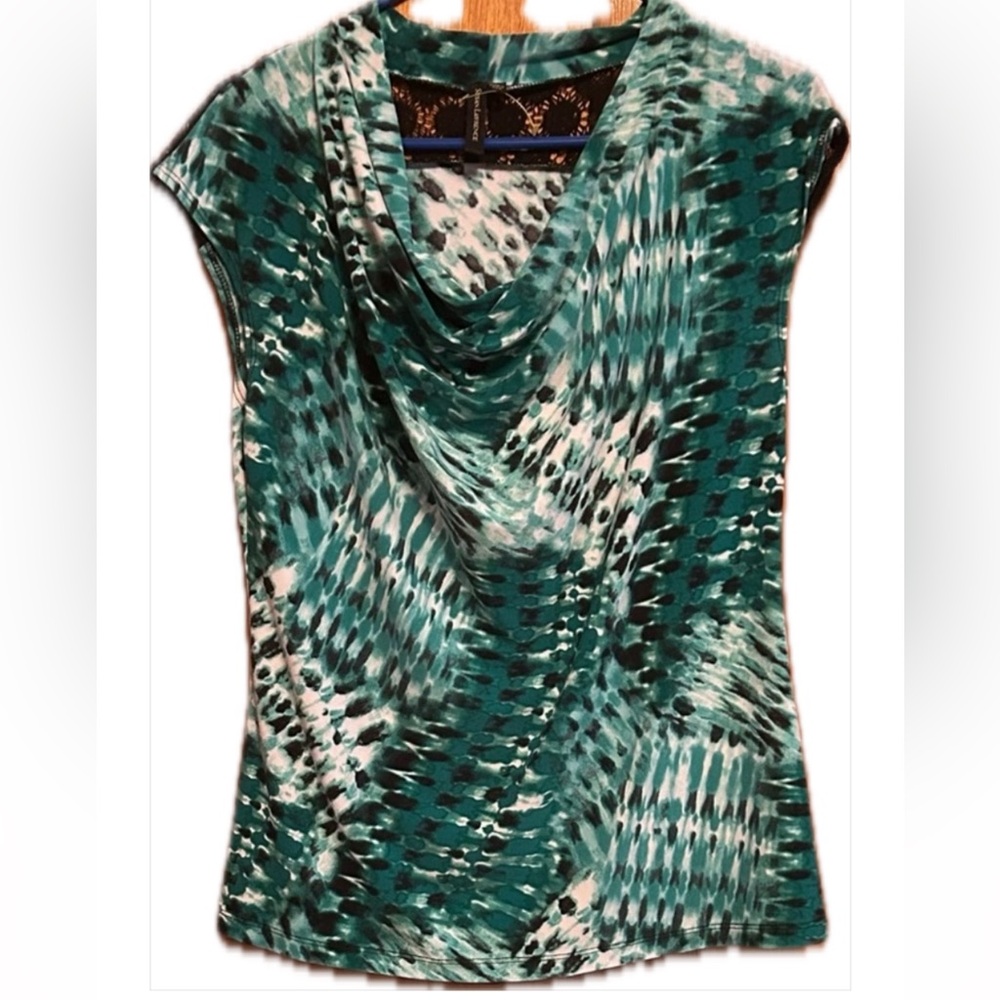 Susan Lawrence Green and Black Patterned Blouse